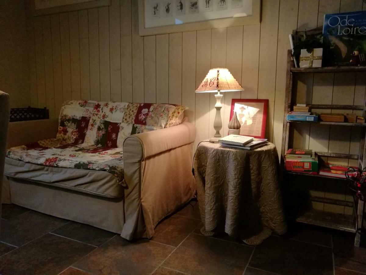 Aux Coeurs De L'Atelier 호텔 Menars 외부 사진